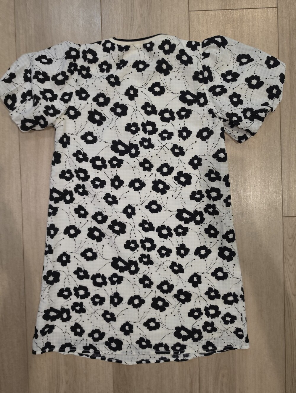 THML Floral Puff Sleeve Mini Dress XS Black Ivory NWT $64 Cottagecore - Picture 4 of 4